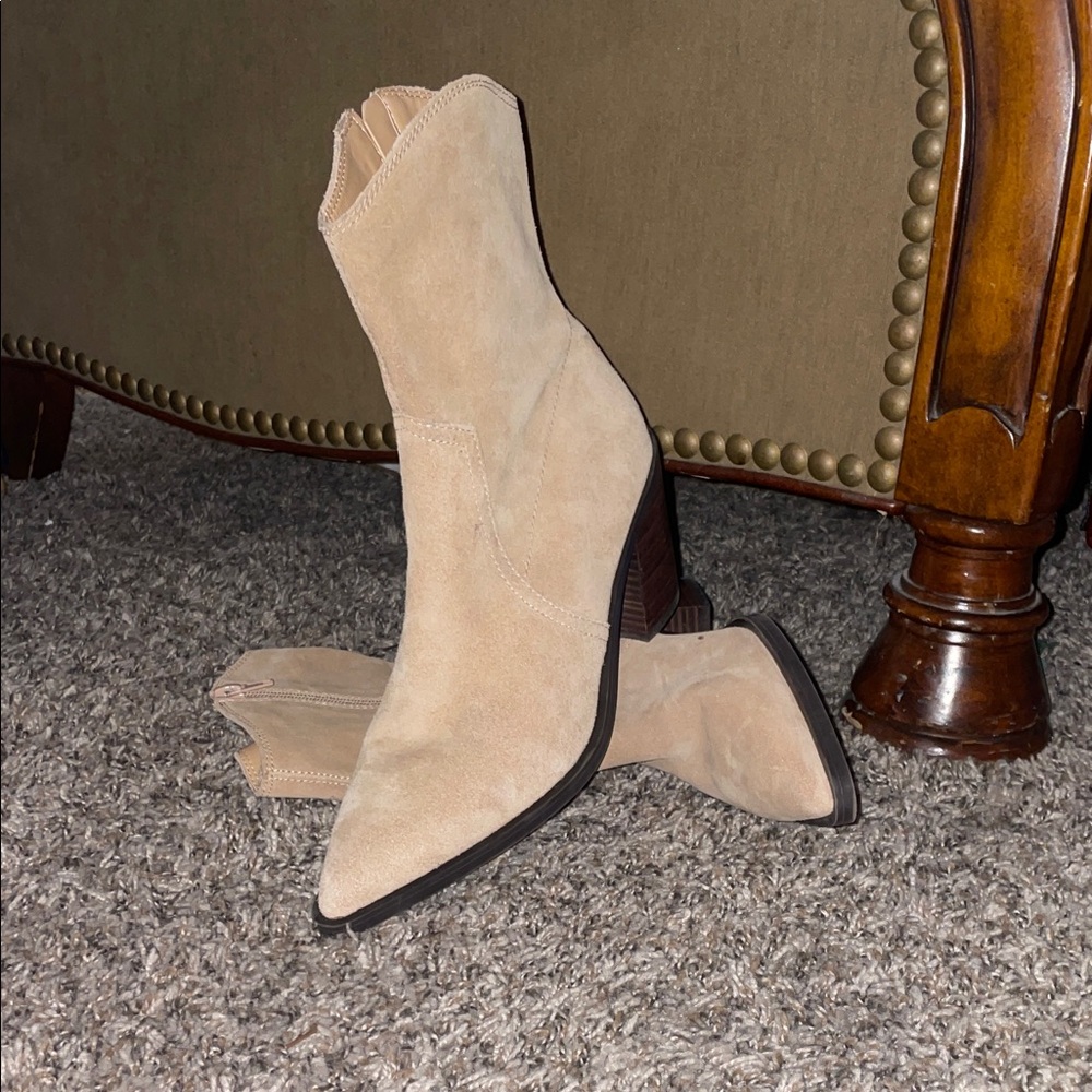 Express Beige Suede Heeled Boots